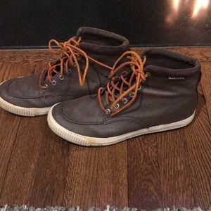 Gently used men’s Diesel mid rise sneaks